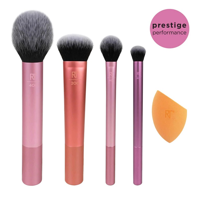 Real Techniques Everyday Essentials Brush for Blush + Foundation + Shadow + Highlighter + Concealer - Image 2